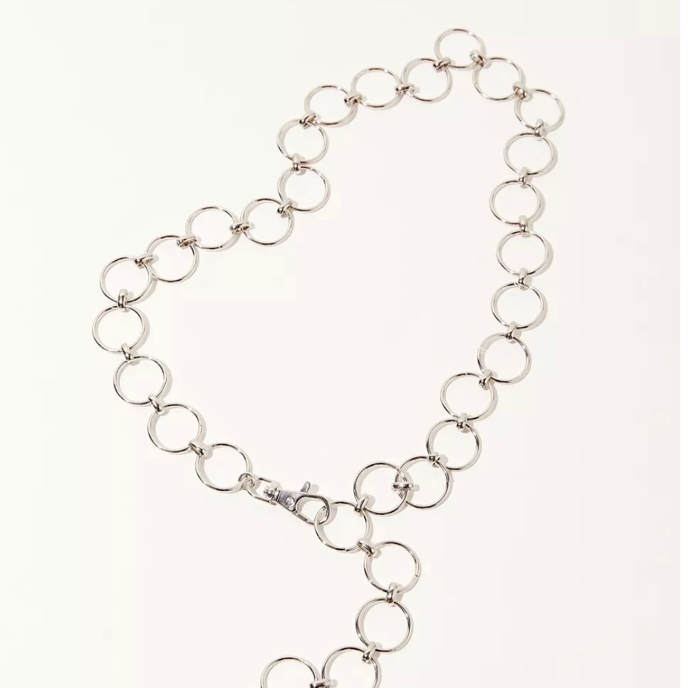 BRAND NEW!!! Silver circle chain belt
